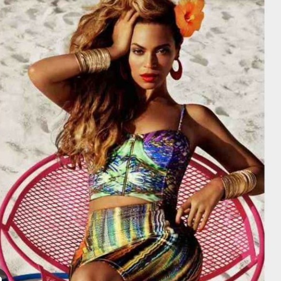 H&M x Beyoncé top sz. M - Picture 2 of 4